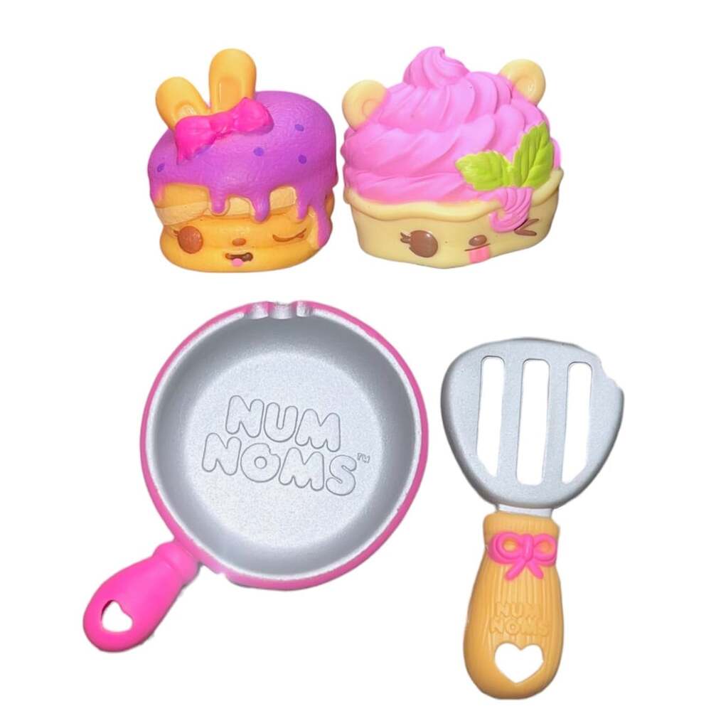 Num Noms Series 2 Brunch Bunch Berry Cakes 2-002 Strawberry Froyo 2-007 Lot